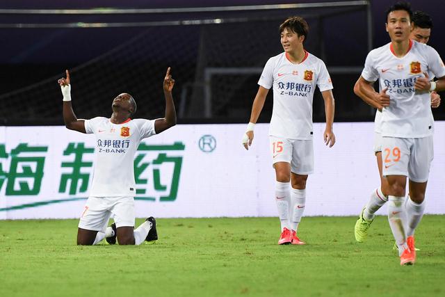 沙滩卡巴迪赛程过半，各队激烈角逐