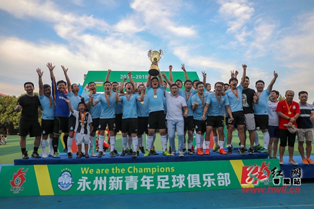 球迷的回忆！2k亲儿子正式退役 今年刚满32岁